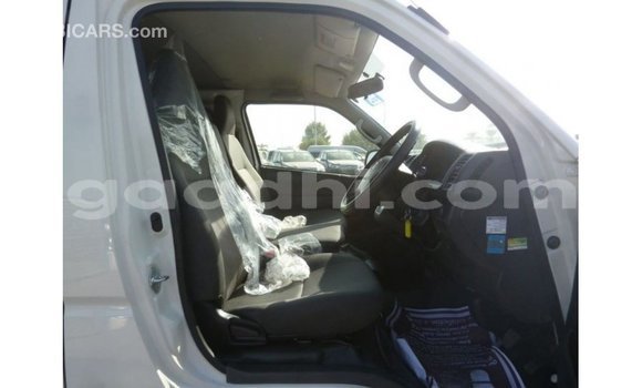 ይግዙ Imported Toyota Hiace ነጭ መኪና በ Import - Dubai በ ሶማሊያ ይግዙ Imported Toyota Hiace ነጭ መኪና በ Import - Dubai በ ሶማሊያ