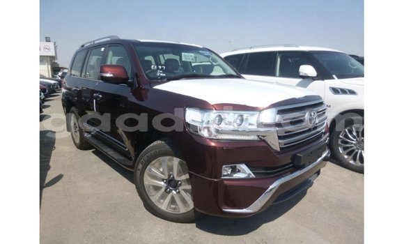 Acheter Import Voiture Toyota Land Cruiser Rouge à Import - Dubai, Somalie Acheter Import Voiture Toyota Land Cruiser Rouge à Import - Dubai, Somalie