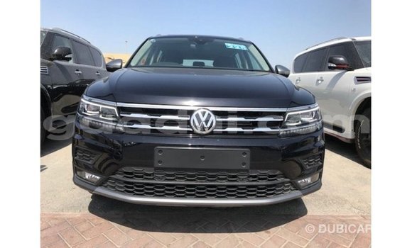 Acheter Import Voiture Volkswagen Tiguan Noir à Import - Dubai, Somalie Acheter Import Voiture Volkswagen Tiguan Noir à Import - Dubai, Somalie