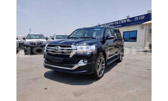 اشتري Imported Toyota Land Cruiser أسود سيارة في Import - Dubai في الصومال اشتري Imported Toyota Land Cruiser أسود سيارة في Import - Dubai في الصومال
