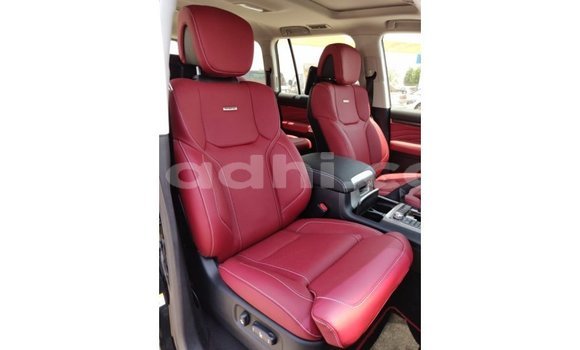 اشتري Imported Toyota Land Cruiser أسود سيارة في Import - Dubai في الصومال اشتري Imported Toyota Land Cruiser أسود سيارة في Import - Dubai في الصومال