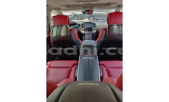 اشتري Imported Toyota Land Cruiser أسود سيارة في Import - Dubai في الصومال اشتري Imported Toyota Land Cruiser أسود سيارة في Import - Dubai في الصومال