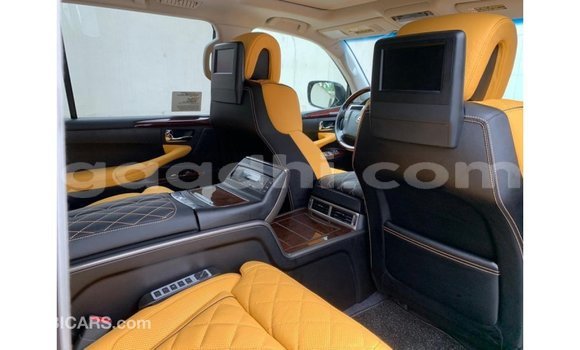 اشتري Imported Lexus LX أسود سيارة في Import - Dubai في الصومال اشتري Imported Lexus LX أسود سيارة في Import - Dubai في الصومال