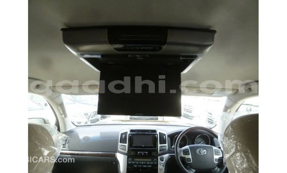 Acheter Import Voiture Toyota Land Cruiser Autre à Import - Dubai, Somalie Acheter Import Voiture Toyota Land Cruiser Autre à Import - Dubai, Somalie