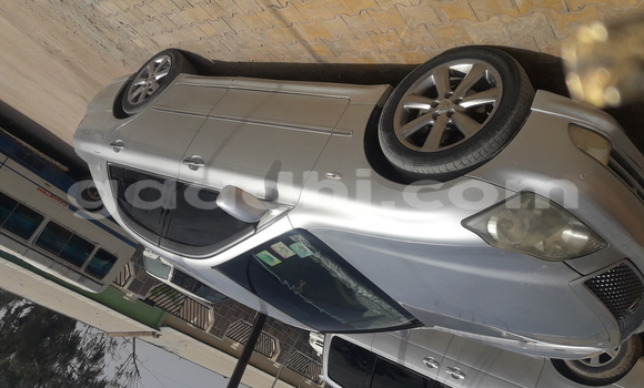 Acheter Occasion Voiture Toyota Crown Gris à Hargeysa, Somaliland Acheter Occasion Voiture Toyota Crown Gris à Hargeysa, Somaliland