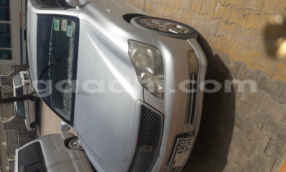 Acheter Occasion Voiture Toyota Crown Gris à Hargeysa, Somaliland Acheter Occasion Voiture Toyota Crown Gris à Hargeysa, Somaliland