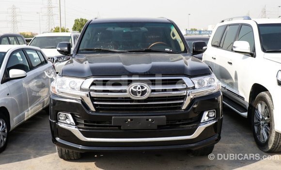 Imported Toyota Land Cruiser Black Makiinaa iti Import - Dubai keessatti Somalia keessatti Imported Toyota Land Cruiser Black Makiinaa iti Import - Dubai keessatti Somalia keessatti