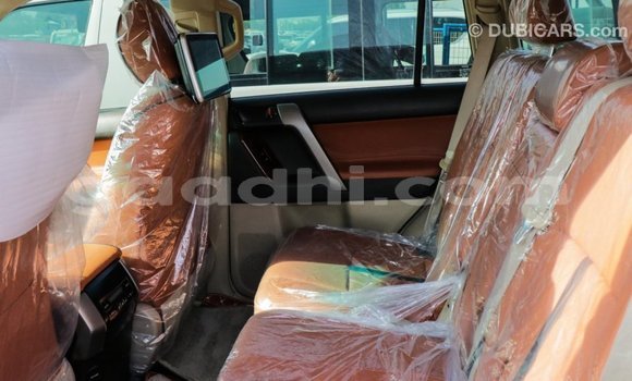 Imported Toyota Prado Red Makiinaa iti Import - Dubai keessatti Somalia keessatti Imported Toyota Prado Red Makiinaa iti Import - Dubai keessatti Somalia keessatti