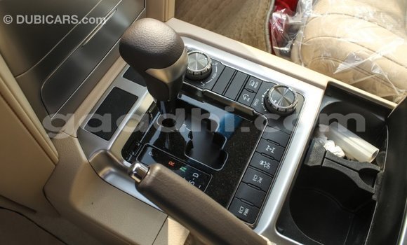 Imported Toyota Land Cruiser Other Makiinaa iti Import - Dubai keessatti Somalia keessatti Imported Toyota Land Cruiser Other Makiinaa iti Import - Dubai keessatti Somalia keessatti