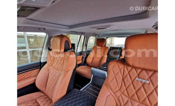 اشتري Imported Toyota Land Cruiser أسود سيارة في Import - Dubai في الصومال اشتري Imported Toyota Land Cruiser أسود سيارة في Import - Dubai في الصومال