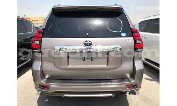 ይግዙ Imported Toyota Prado ብናማ መኪና በ Import - Dubai በ ሶማሊያ ይግዙ Imported Toyota Prado ብናማ መኪና በ Import - Dubai በ ሶማሊያ