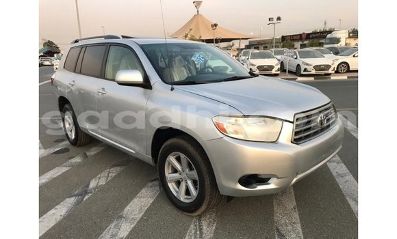 اشتري Imported Toyota Highlander آخر سيارة في Import - Dubai في الصومال اشتري Imported Toyota Highlander آخر سيارة في Import - Dubai في الصومال