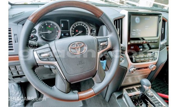 اشتري Imported Toyota Land Cruiser أسود سيارة في Import - Dubai في الصومال اشتري Imported Toyota Land Cruiser أسود سيارة في Import - Dubai في الصومال