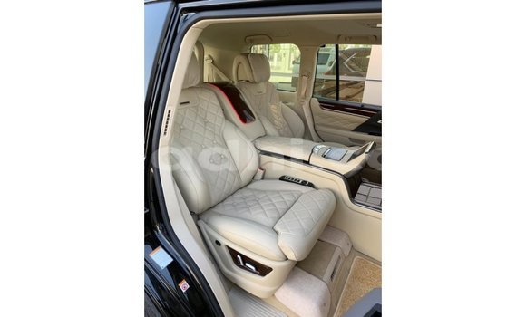 Imported Lexus LX Beige Makiinaa iti Import - Dubai keessatti Somalia keessatti Imported Lexus LX Beige Makiinaa iti Import - Dubai keessatti Somalia keessatti