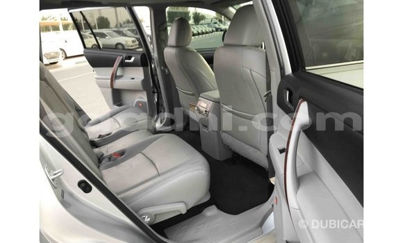 ይግዙ Imported Toyota Highlander ሌላ መኪና በ Import - Dubai በ ሶማሊያ ይግዙ Imported Toyota Highlander ሌላ መኪና በ Import - Dubai በ ሶማሊያ