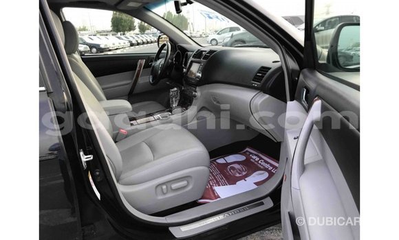 Buy Import Toyota Highlander Black Car in Import - Dubai in Somalia Buy Import Toyota Highlander Black Car in Import - Dubai in Somalia