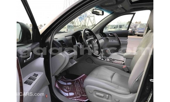 Buy Import Toyota Highlander Black Car in Import - Dubai in Somalia Buy Import Toyota Highlander Black Car in Import - Dubai in Somalia