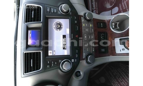 Buy Import Toyota Highlander Black Car in Import - Dubai in Somalia Buy Import Toyota Highlander Black Car in Import - Dubai in Somalia