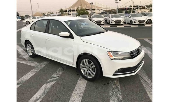 Buy Import Volkswagen Jetta White Car in Import - Dubai in Somalia
