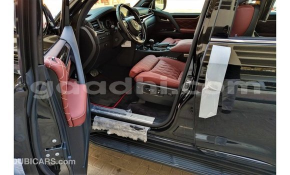 Imported Lexus LX Black Makiinaa iti Import - Dubai keessatti Somalia keessatti Imported Lexus LX Black Makiinaa iti Import - Dubai keessatti Somalia keessatti