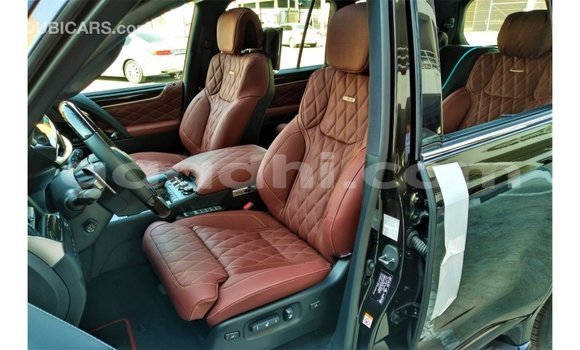 Imported Lexus LX Black Makiinaa iti Import - Dubai keessatti Somalia keessatti Imported Lexus LX Black Makiinaa iti Import - Dubai keessatti Somalia keessatti