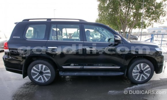 اشتري Imported Toyota Land Cruiser أسود سيارة في Import - Dubai في الصومال اشتري Imported Toyota Land Cruiser أسود سيارة في Import - Dubai في الصومال
