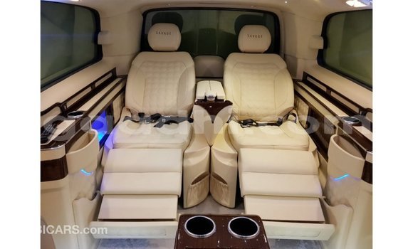 اشتري Imported Mercedes-Benz 250 أسود سيارة في Import - Dubai في الصومال اشتري Imported Mercedes-Benz 250 أسود سيارة في Import - Dubai في الصومال