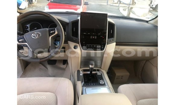 اشتري Imported Toyota Land Cruiser أسود سيارة في Import - Dubai في الصومال اشتري Imported Toyota Land Cruiser أسود سيارة في Import - Dubai في الصومال
