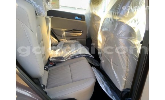 اشتري Imported Kia Sportage بنى سيارة في Import - Dubai في الصومال اشتري Imported Kia Sportage بنى سيارة في Import - Dubai في الصومال