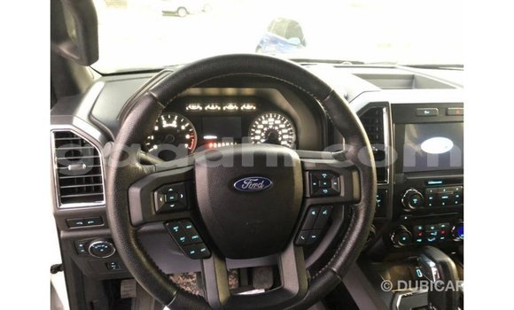 اشتري Imported Ford V8 أبيض سيارة في Import - Dubai في الصومال اشتري Imported Ford V8 أبيض سيارة في Import - Dubai في الصومال