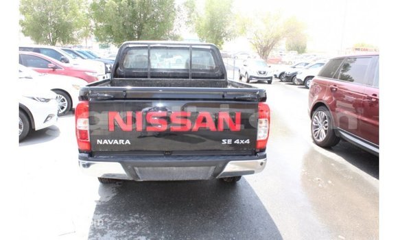 Imported Nissan Navara Black Makiinaa iti Import - Dubai keessatti Somalia keessatti Imported Nissan Navara Black Makiinaa iti Import - Dubai keessatti Somalia keessatti
