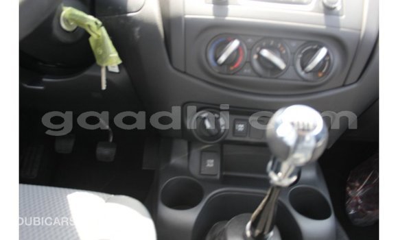 Imported Nissan Navara Black Makiinaa iti Import - Dubai keessatti Somalia keessatti Imported Nissan Navara Black Makiinaa iti Import - Dubai keessatti Somalia keessatti