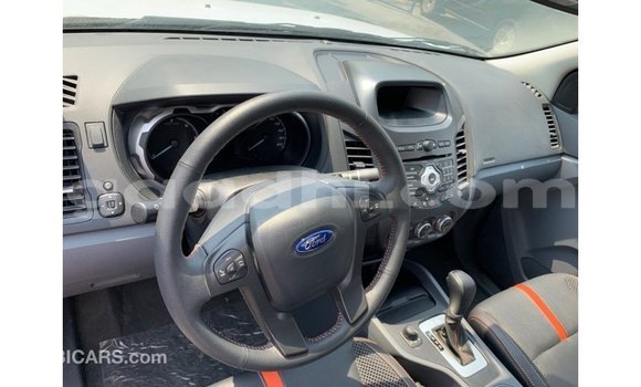 اشتري Imported Ford Ranger آخر سيارة في Import - Dubai في الصومال اشتري Imported Ford Ranger آخر سيارة في Import - Dubai في الصومال