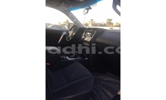 اشتري Imported Toyota Prado أسود سيارة في Import - Dubai في الصومال اشتري Imported Toyota Prado أسود سيارة في Import - Dubai في الصومال