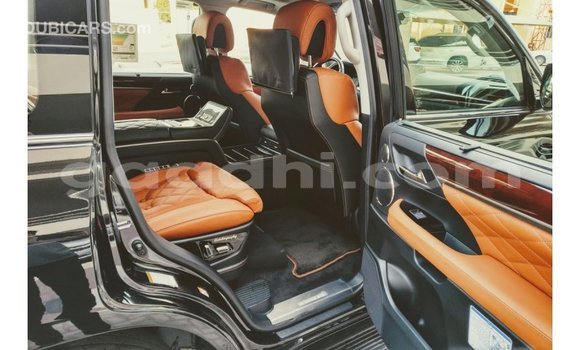 اشتري Imported Lexus LX أسود سيارة في Import - Dubai في الصومال اشتري Imported Lexus LX أسود سيارة في Import - Dubai في الصومال