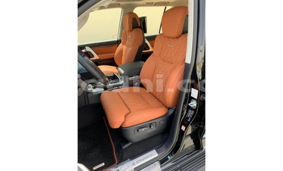 اشتري Imported Toyota Land Cruiser أسود سيارة في Import - Dubai في الصومال اشتري Imported Toyota Land Cruiser أسود سيارة في Import - Dubai في الصومال