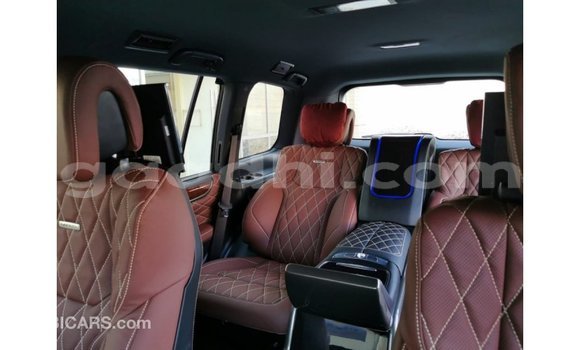 اشتري Imported Lexus LX أسود سيارة في Import - Dubai في الصومال اشتري Imported Lexus LX أسود سيارة في Import - Dubai في الصومال