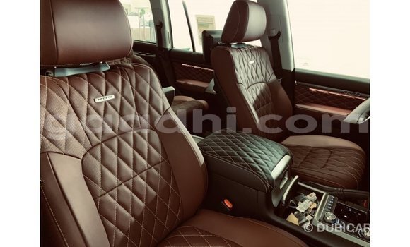 اشتري Imported Toyota Land Cruiser أسود سيارة في Import - Dubai في الصومال اشتري Imported Toyota Land Cruiser أسود سيارة في Import - Dubai في الصومال
