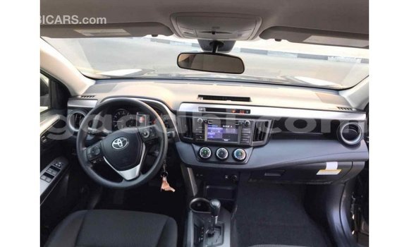 اشتري Imported Toyota HiAce آخر شاحنة في Import - Dubai في الصومال اشتري Imported Toyota HiAce آخر شاحنة في Import - Dubai في الصومال