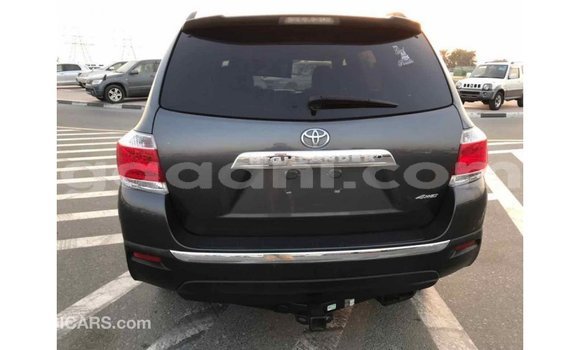 Buy Import Toyota Highlander Other Car in Import - Dubai in Somalia Buy Import Toyota Highlander Other Car in Import - Dubai in Somalia