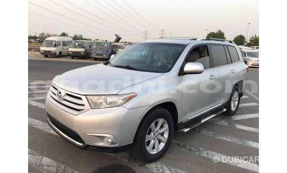 Buy Import Toyota Highlander Other Car in Import - Dubai in Somalia Buy Import Toyota Highlander Other Car in Import - Dubai in Somalia