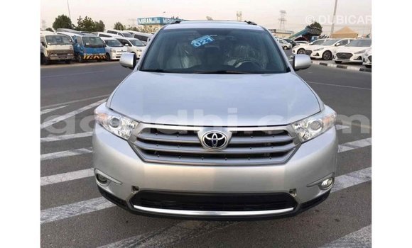 Buy Import Toyota Highlander Other Car in Import - Dubai in Somalia Buy Import Toyota Highlander Other Car in Import - Dubai in Somalia