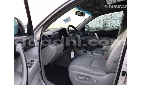 Buy Import Toyota Highlander Other Car in Import - Dubai in Somalia Buy Import Toyota Highlander Other Car in Import - Dubai in Somalia