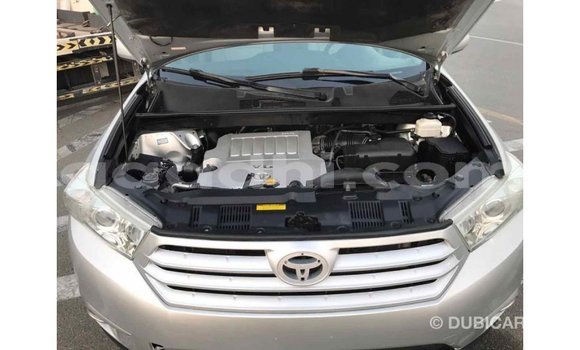 Buy Import Toyota Highlander Other Car in Import - Dubai in Somalia Buy Import Toyota Highlander Other Car in Import - Dubai in Somalia