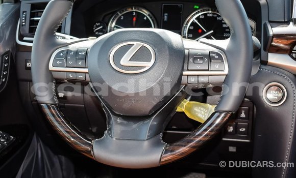 اشتري Imported Lexus LX أبيض سيارة في Import - Dubai في الصومال اشتري Imported Lexus LX أبيض سيارة في Import - Dubai في الصومال