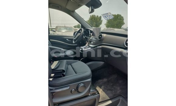 Buy Import Mercedes-Benz 250 Black Car in Import - Dubai in Somalia Buy Import Mercedes-Benz 250 Black Car in Import - Dubai in Somalia