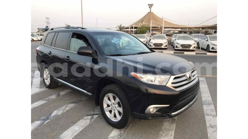 Big with watermark toyota highlander somalia import dubai 2768