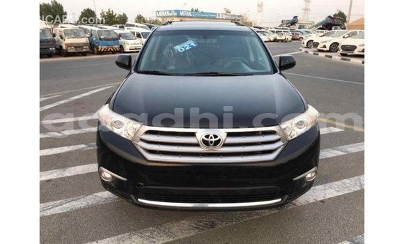 ይግዙ Imported Toyota Highlander ጥቁር መኪና በ Import - Dubai በ ሶማሊያ ይግዙ Imported Toyota Highlander ጥቁር መኪና በ Import - Dubai በ ሶማሊያ