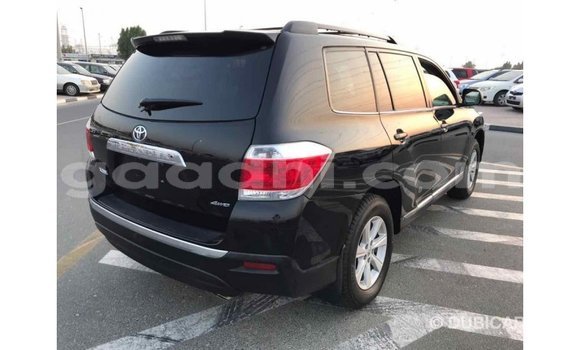 ይግዙ Imported Toyota Highlander ጥቁር መኪና በ Import - Dubai በ ሶማሊያ ይግዙ Imported Toyota Highlander ጥቁር መኪና በ Import - Dubai በ ሶማሊያ