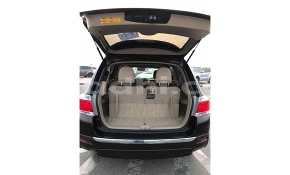 اشتري Imported Toyota Highlander أسود سيارة في Import - Dubai في الصومال اشتري Imported Toyota Highlander أسود سيارة في Import - Dubai في الصومال